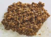 Finely chopped natto