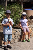  Leo and Lucy