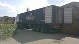  Container