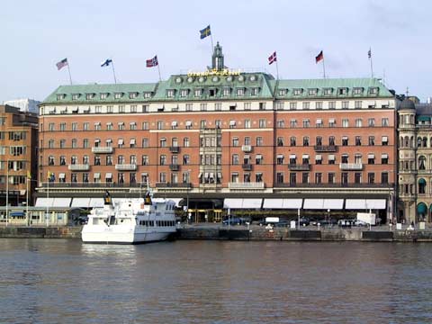  Grand Hotel 